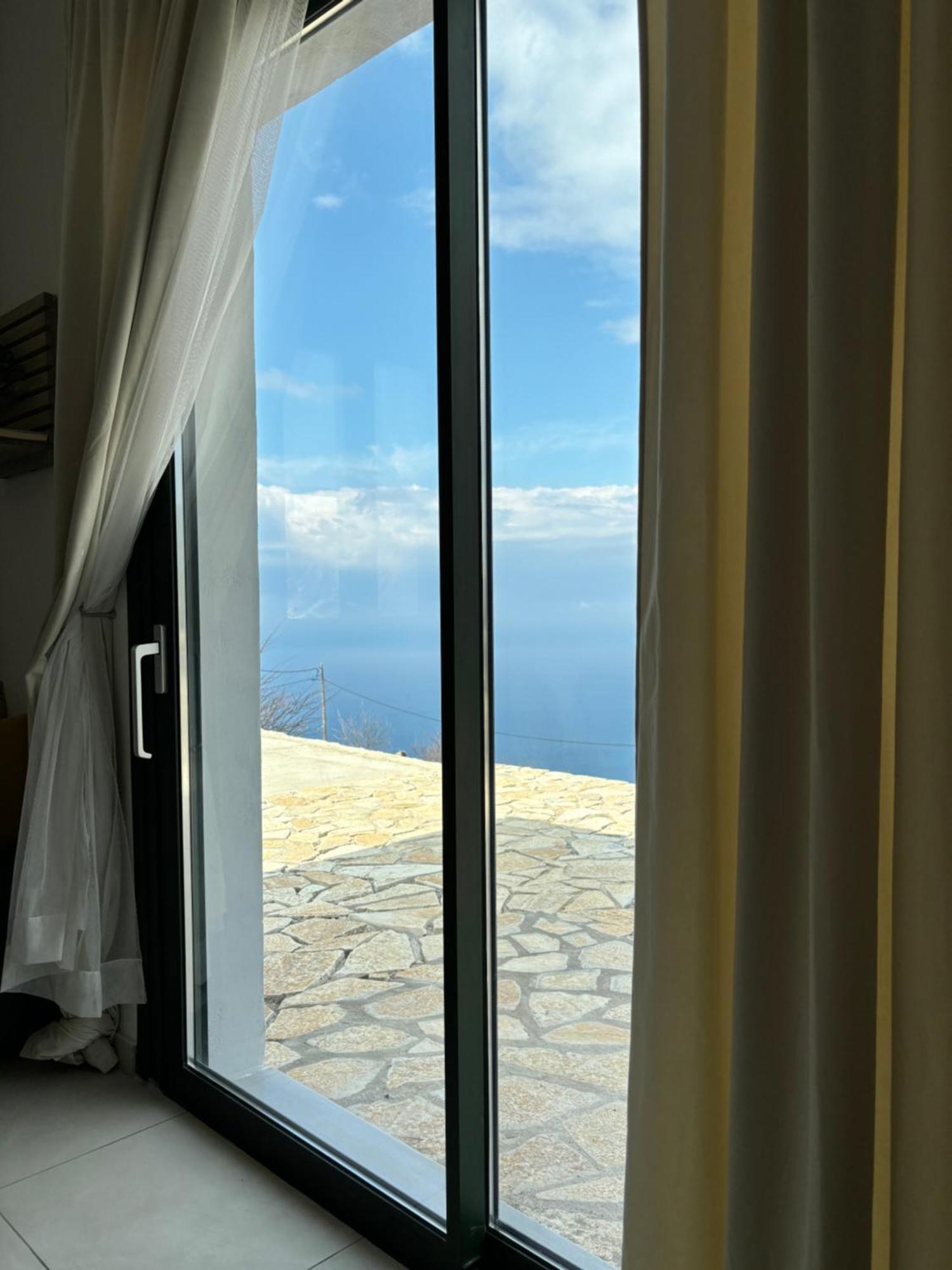 Anemar Lefkada * Drymon